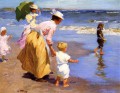 Am Strand Impressionist Strand Edward Henry Potthast